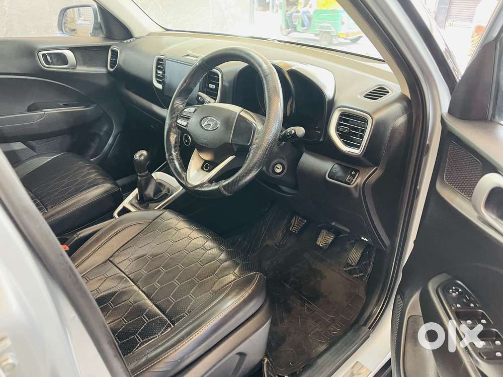 Hyundai Venue 1.2 S Plus, 2022, Petrol