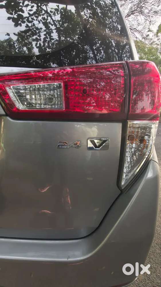 Toyota Innova Crysta 2018 Diesel 160000 Km Driven