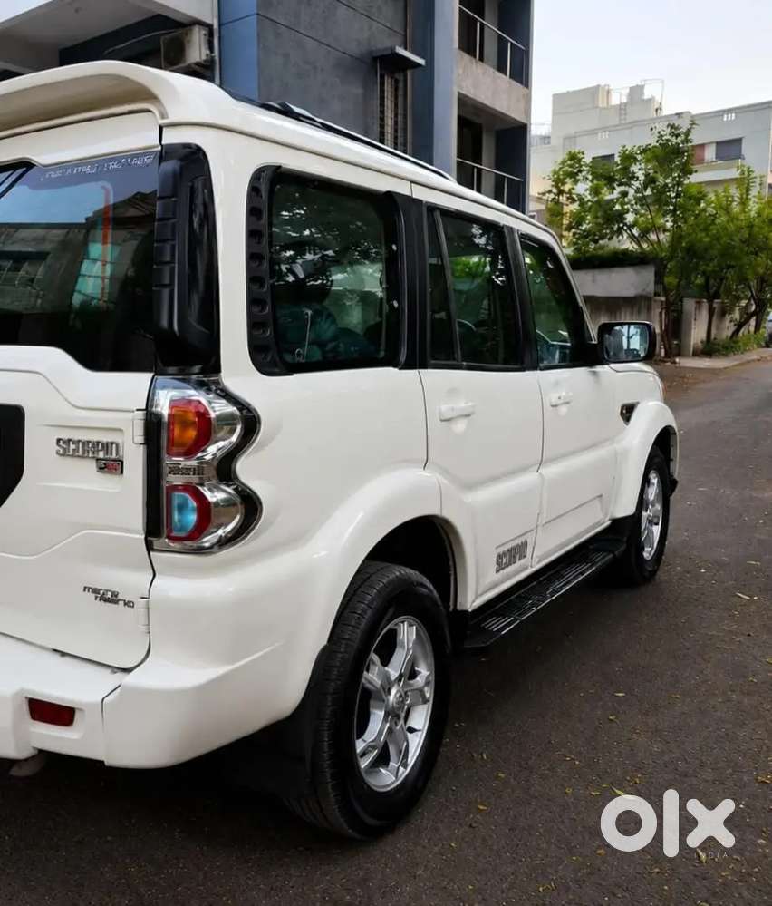 Mahindra Scorpio Classic 2016 Diesel Automatic