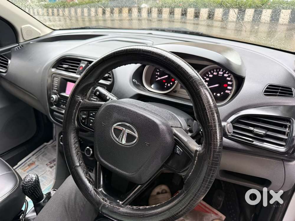 Tata Tigor 1.2 Revotron Xt, 2017, Petrol