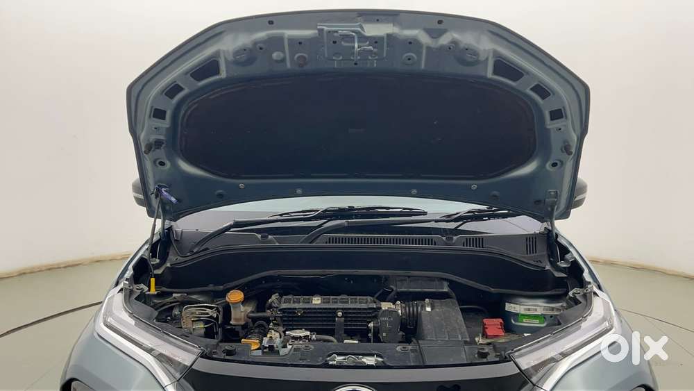 Tata Punch 1.2 Revotron Creative Amt Dual Tone, 2023, Petrol