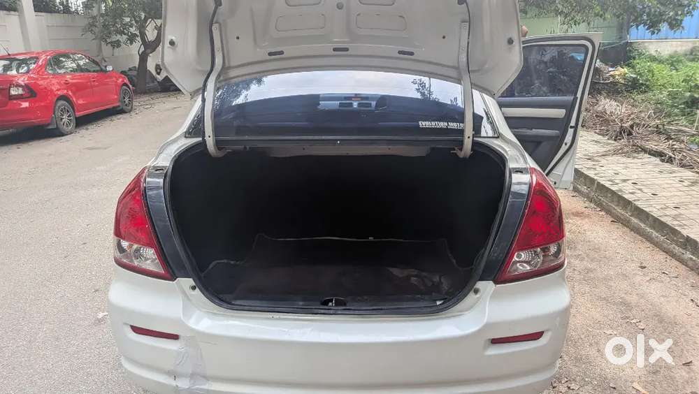 Maruti Suzuki Dzire Vdi 2011