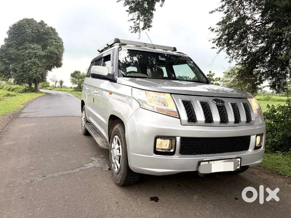 Mahindra Tuv 300 T6 2016 Variant