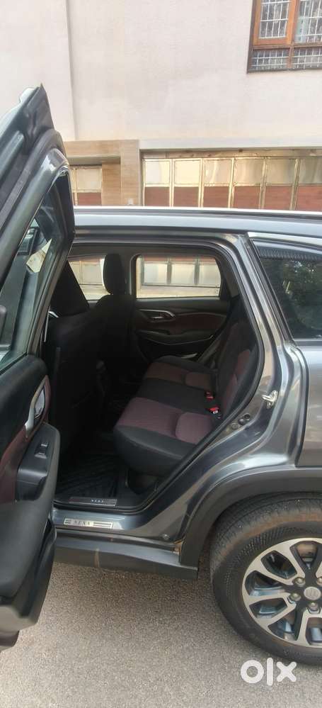 Maruti Suzuki Grand Vitara 1.5 Delta Smart Hybrid, 2024, Petrol