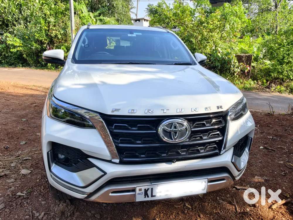 Toyota Fortuner 4x4 At  2024