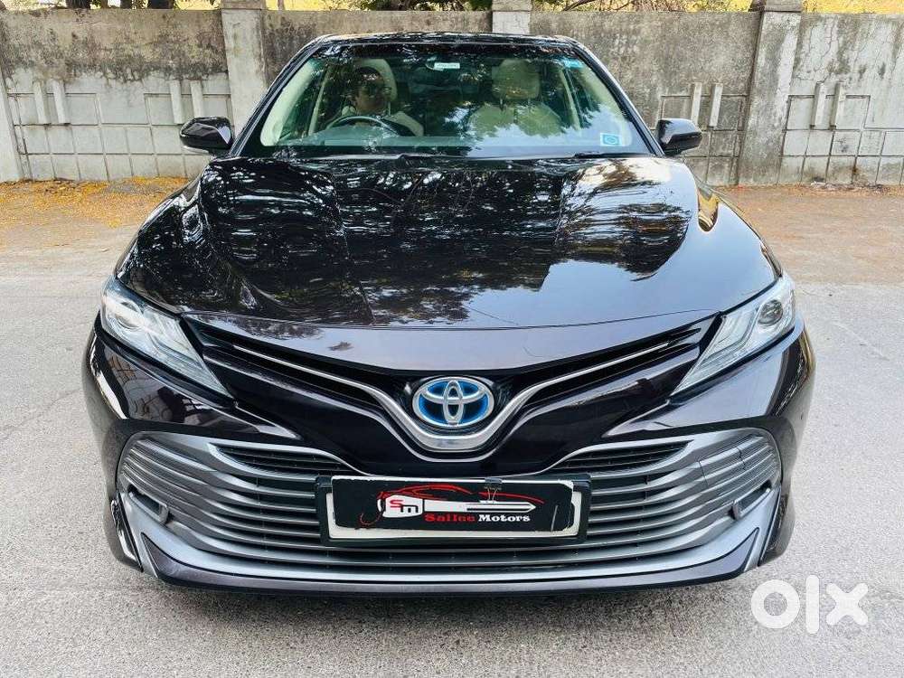 Toyota Camry Hybrid, 2020, Petrol