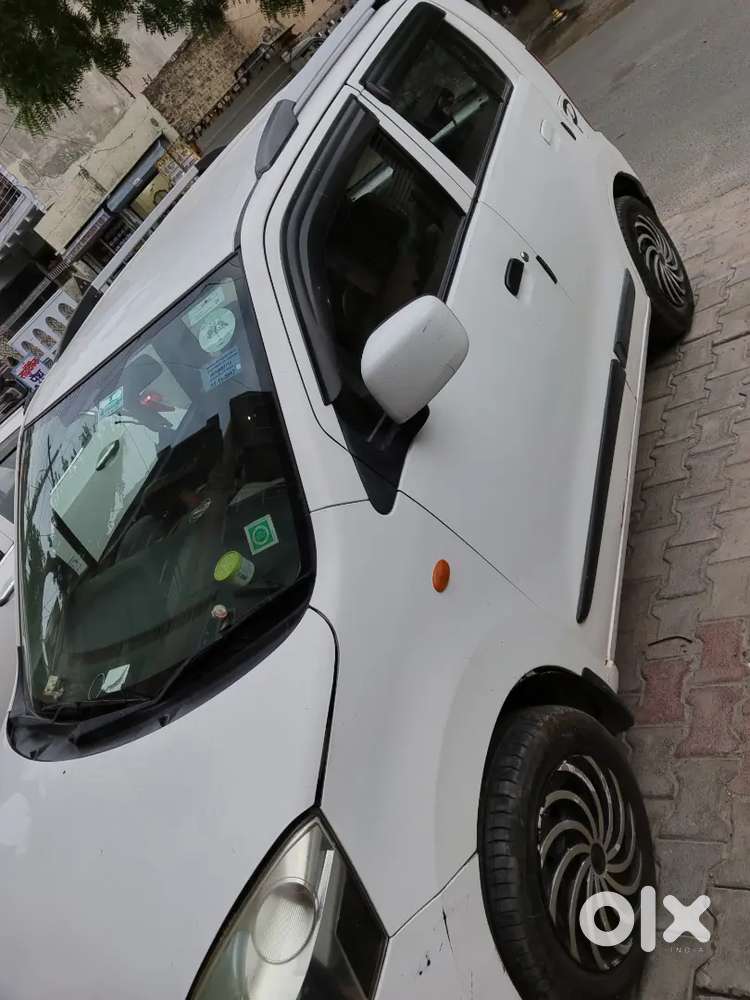 Maruti Suzuki Wagon R Vxi 2017 Year New Screen New Tyre