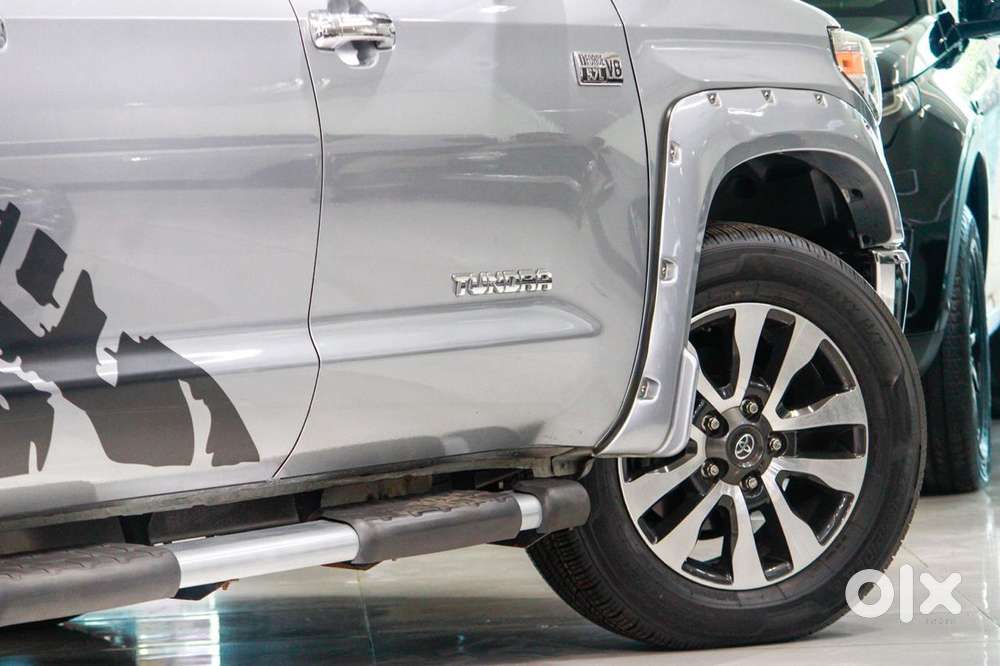 Toyota Tundra Twin Cabin, 2024, Petrol