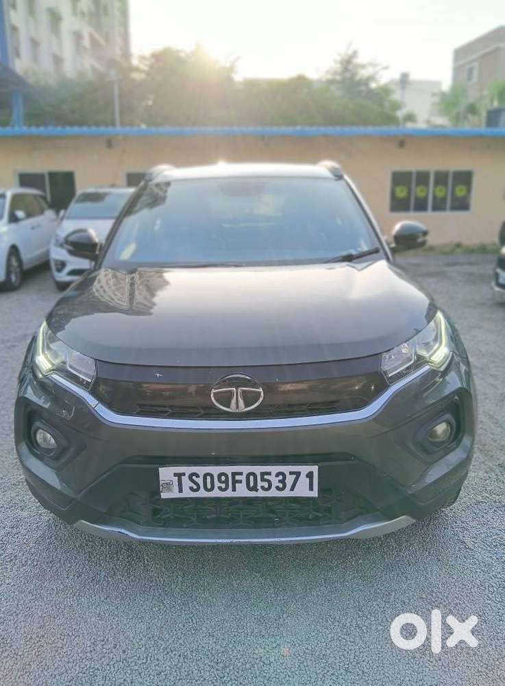Tata Nexon 1.2 Revotron Xza Plus (o) Amt, 2021, Petrol