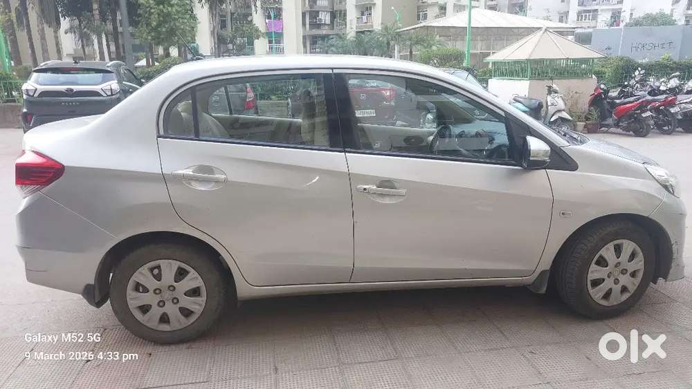 Honda Amaze 2016 Petrol 37300 Km Self Driven