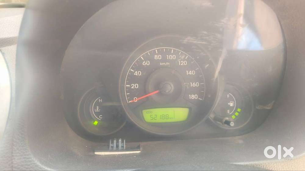 Hyundai Eon Era+ 2017 Model With Petrol & Cng.