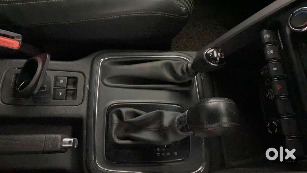 Mahindra Thar Lx 4-str Hard Top At, 2021, Petrol