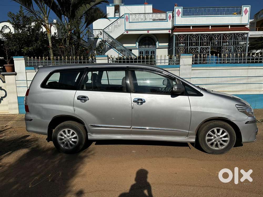 Toyota Innova Diesel 2014