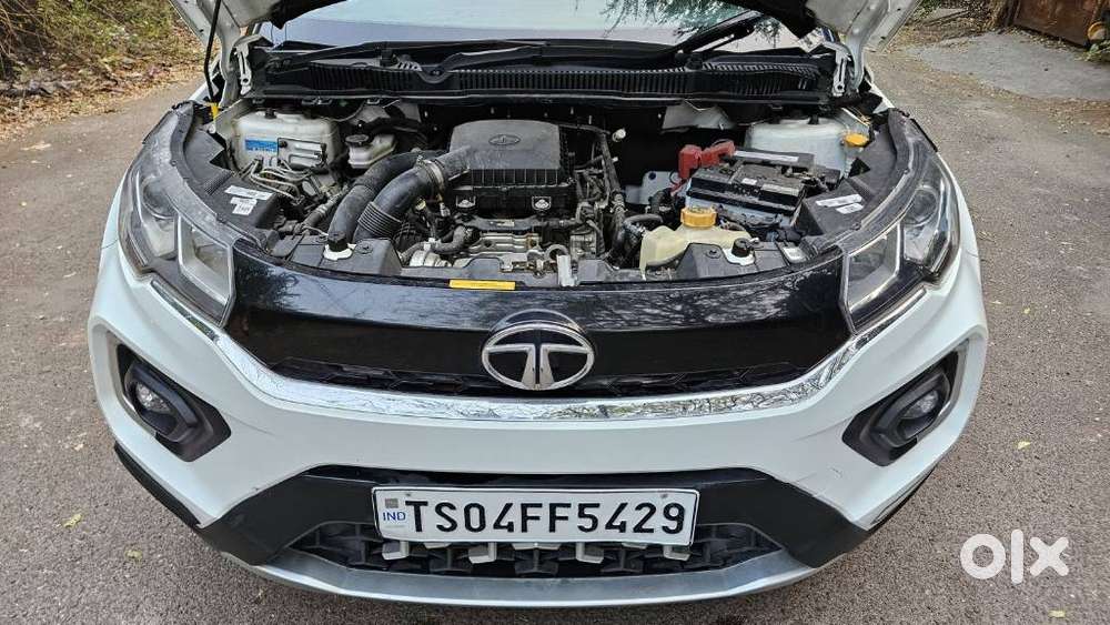 Tata Nexon Kraz Plus Amt, 2023, Petrol