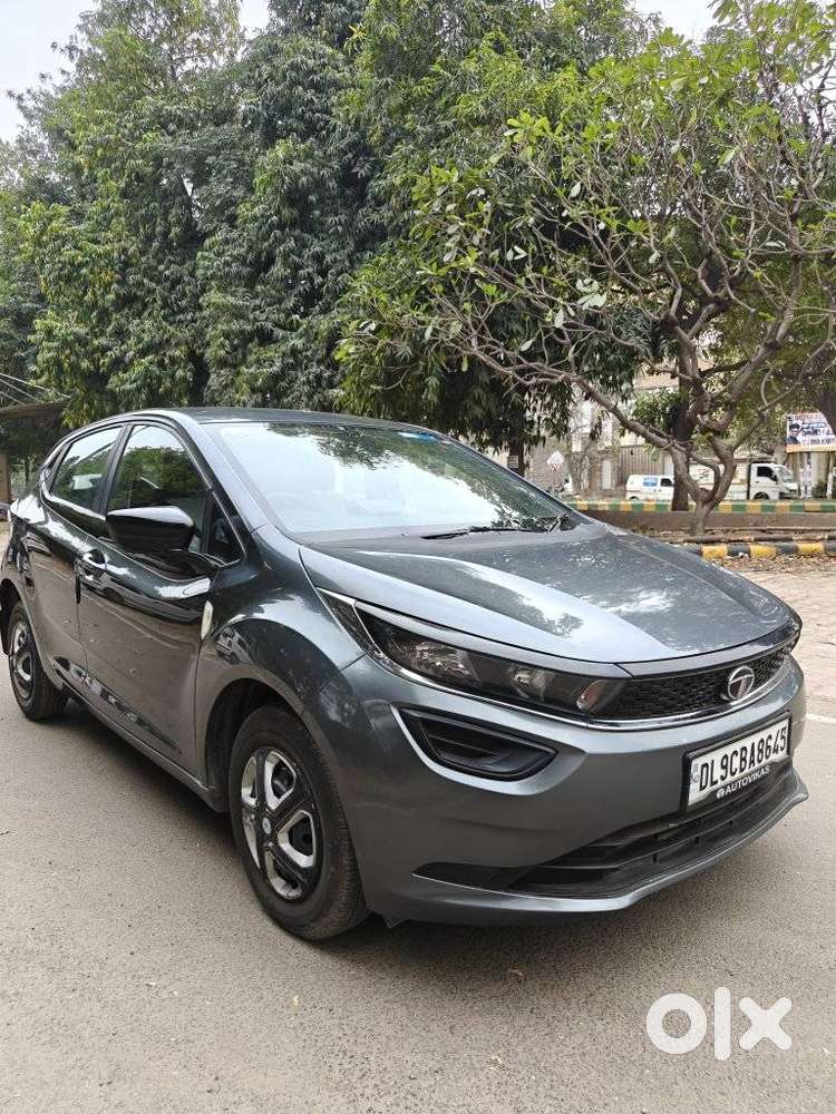Tata Altroz 1.2 Xe, 2023, Petrol