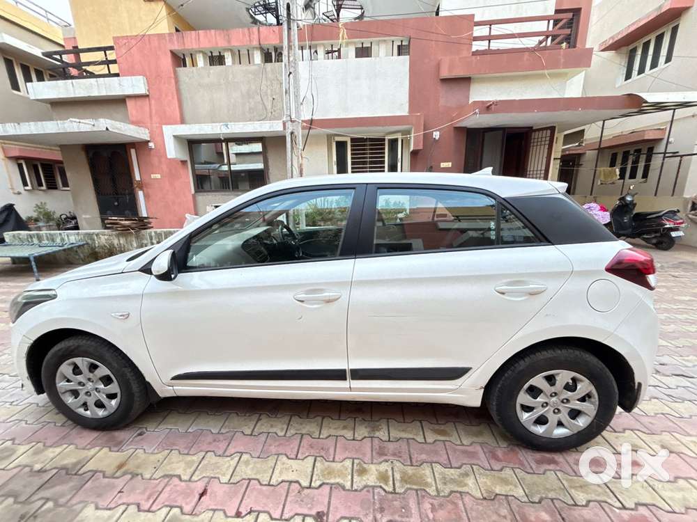 2014 Hyundai Elite I20 Magna
