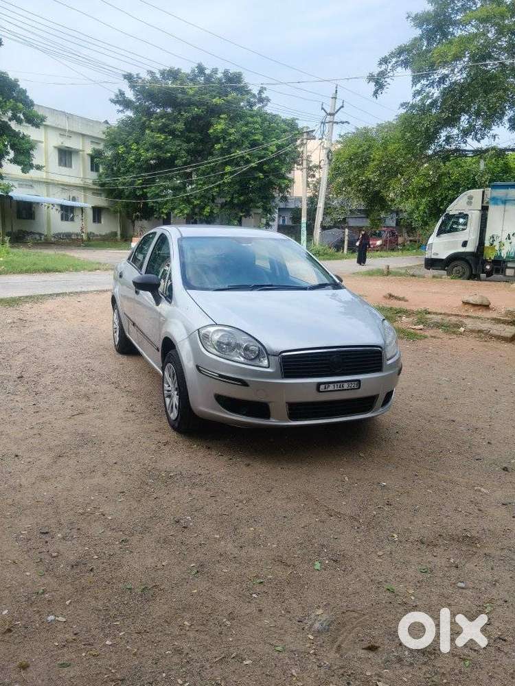 Fiat Linea 1.3 Multijet Active, 2011, Petrol
