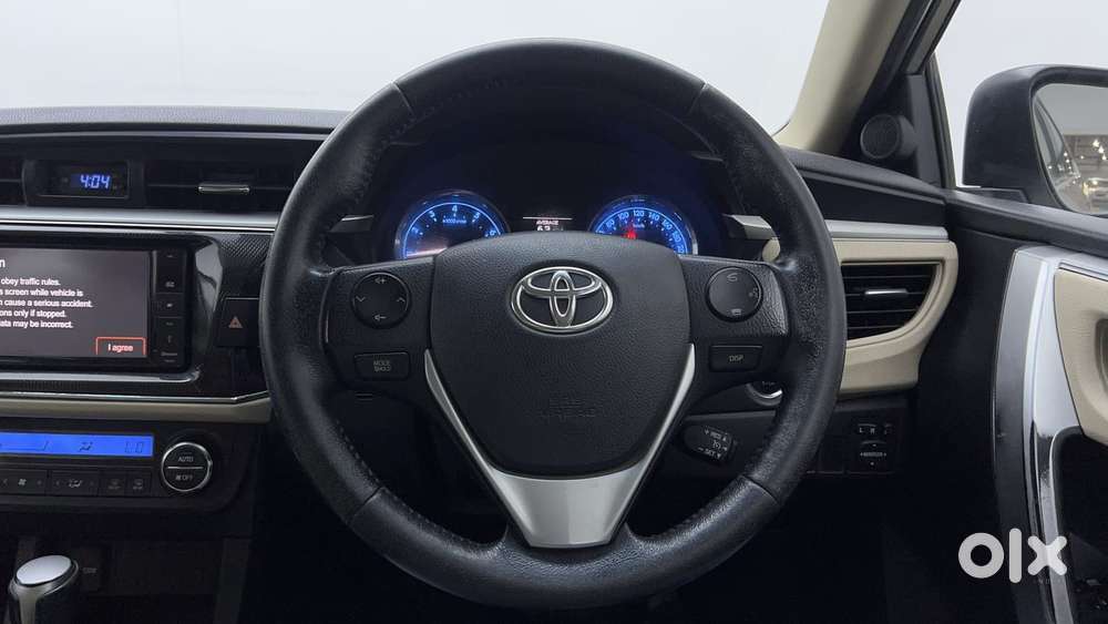 Toyota Corolla Altis 2013-2017 Vl At, 2015, Petrol