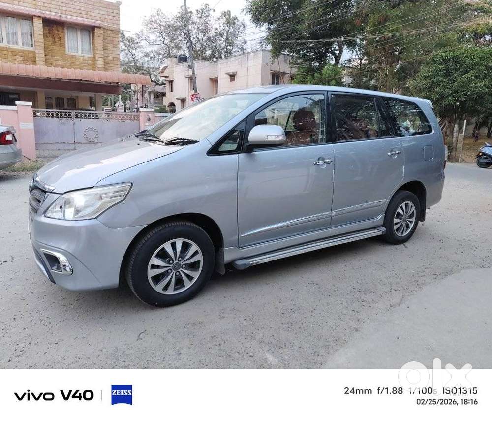 Toyota Innova [2013-2016] 2.5 V Diesel 7 Str, 2015, Diesel