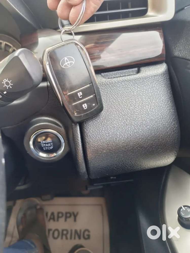 Toyota Innova Crysta 2017 Diesel Well Maintained