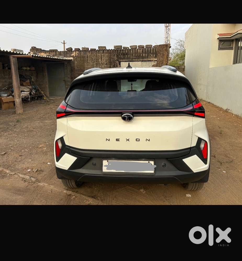 Tata Nexon Petrol 2024