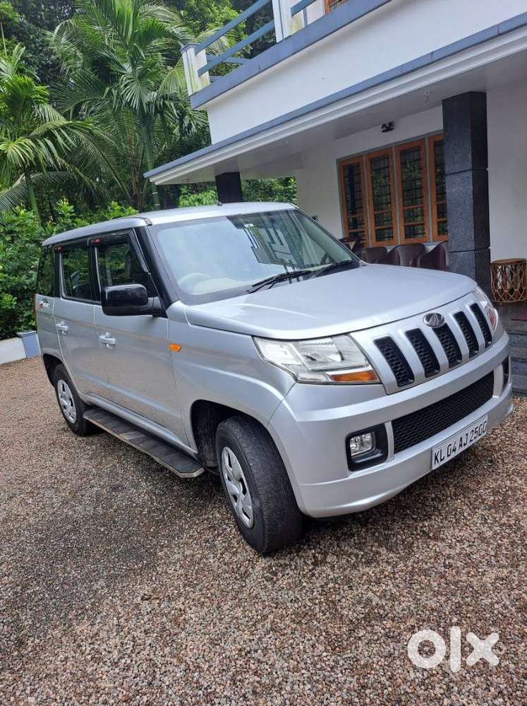 Mahindra Tuv 300 T4 Plus, 2016, Diesel