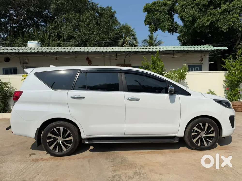 Toyota Innova Crysta (year 2022) 2.7z Petrol Touring Sport