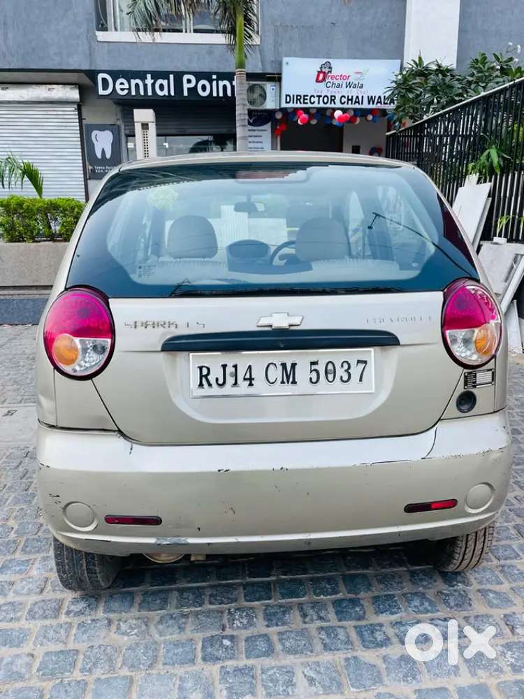 Chevrolet Spark 2011 Petrol Well Maintained