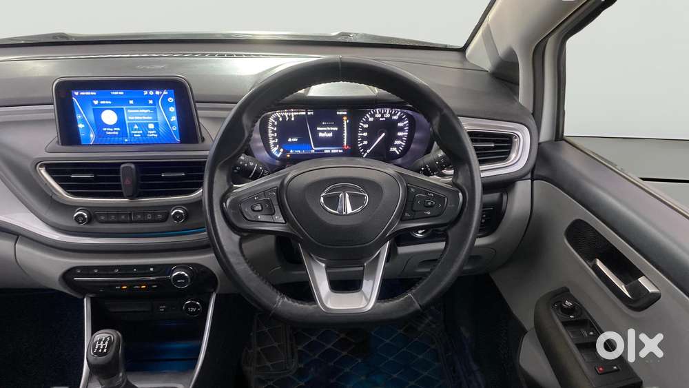Tata Altroz Xz, 2020, Petrol