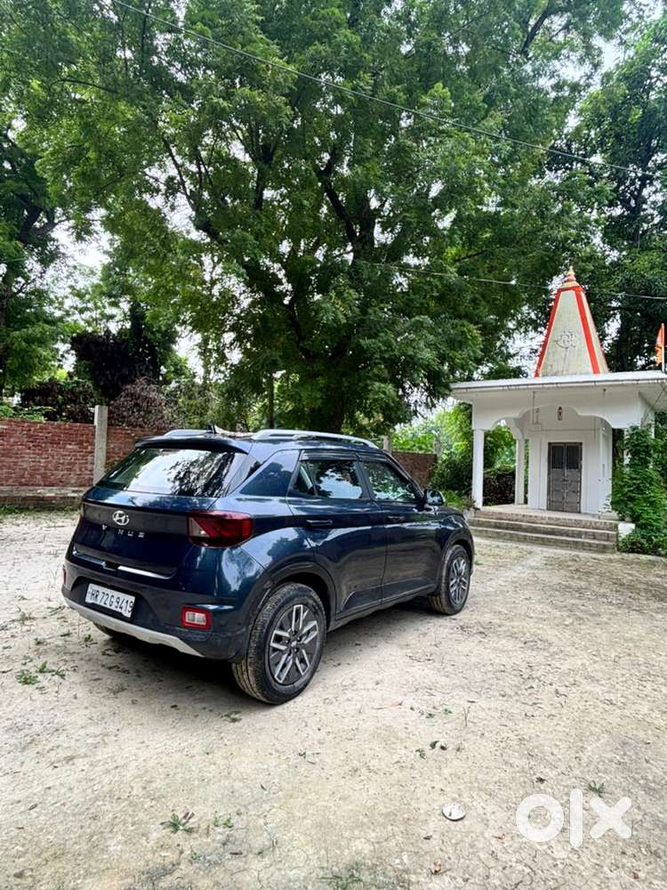 Hyundai Venue Petrol 2022