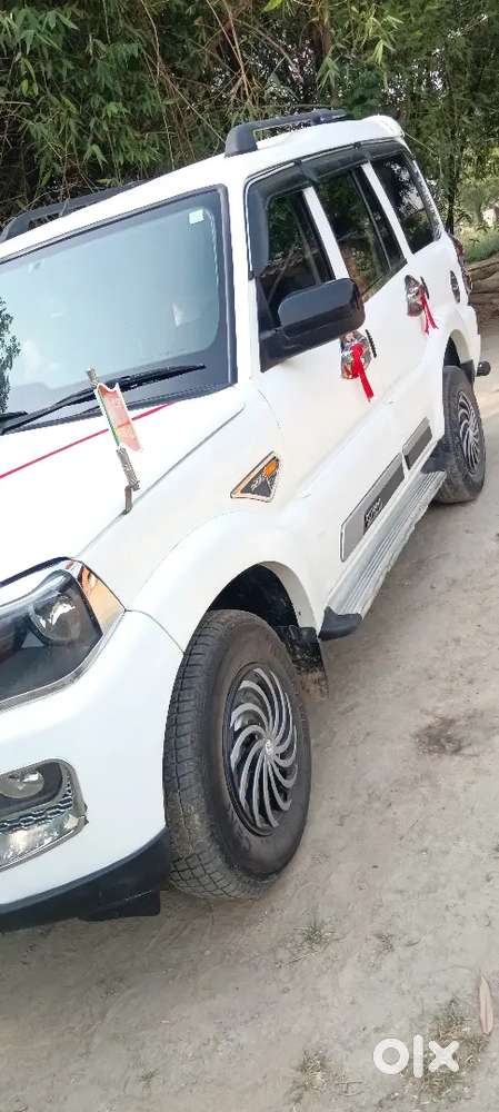 Mahindra Scorpio 2017 Diesel 68930 Km Driven