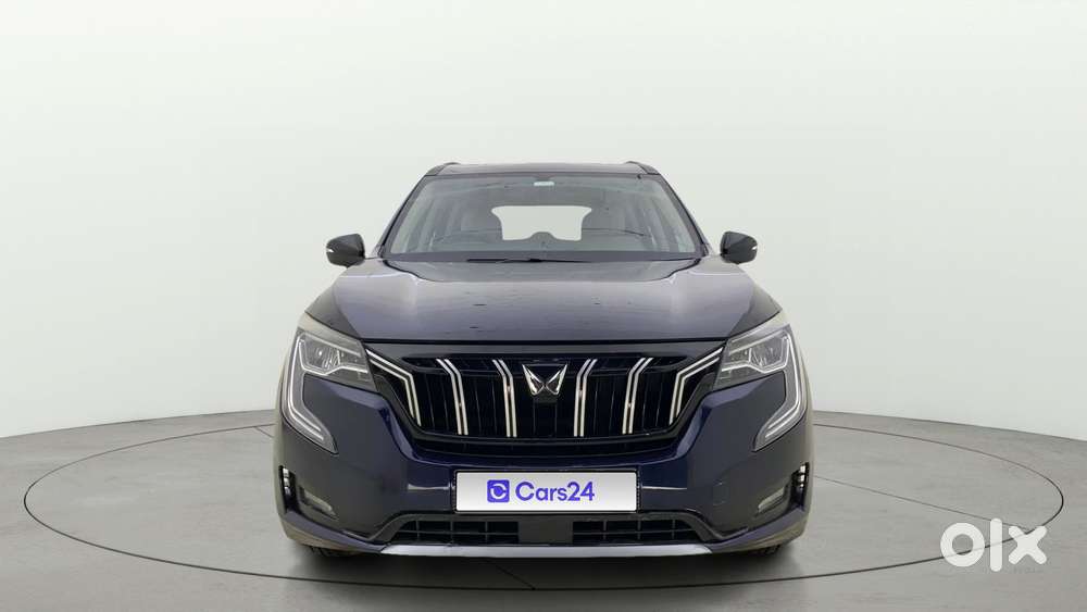 Mahindra Xuv700 2.0 Ax 5 Petrol At Str, 2022, Petrol