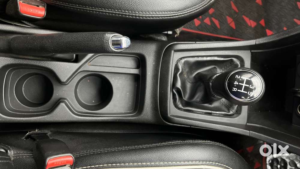 Maruti Suzuki Vitara Brezza 1.5 Zxi Plus Dual Tone, 2021, Petrol