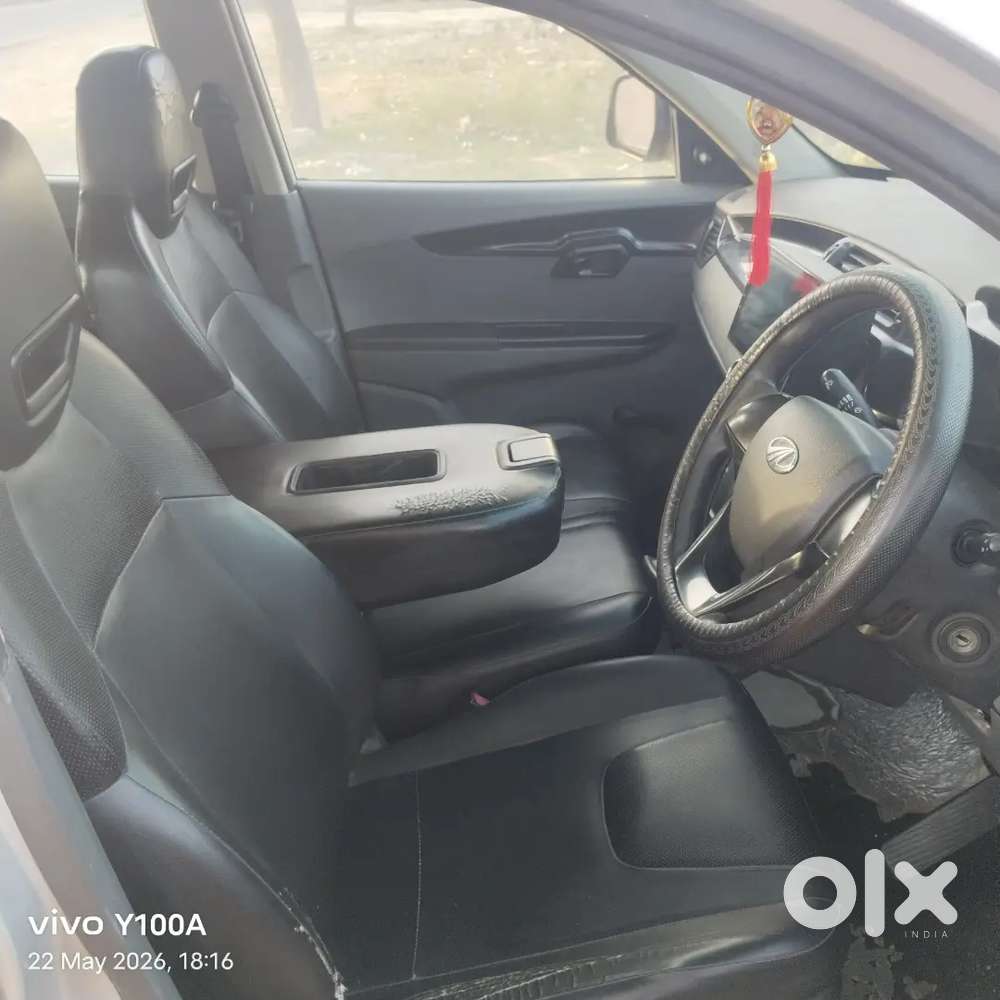 Well Mentioned Mahindra Kuv 100 K2 Car
