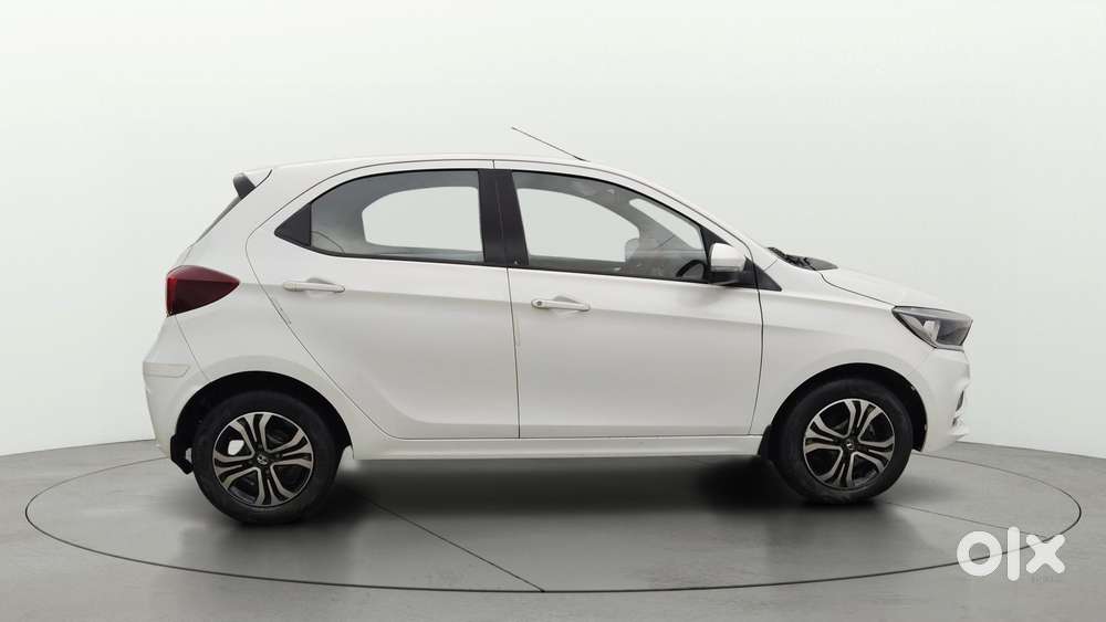 Tata Tiago 1.2 Revotron Xza, 2020, Petrol