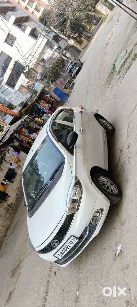 Tata Tiago, 2018, Petrol