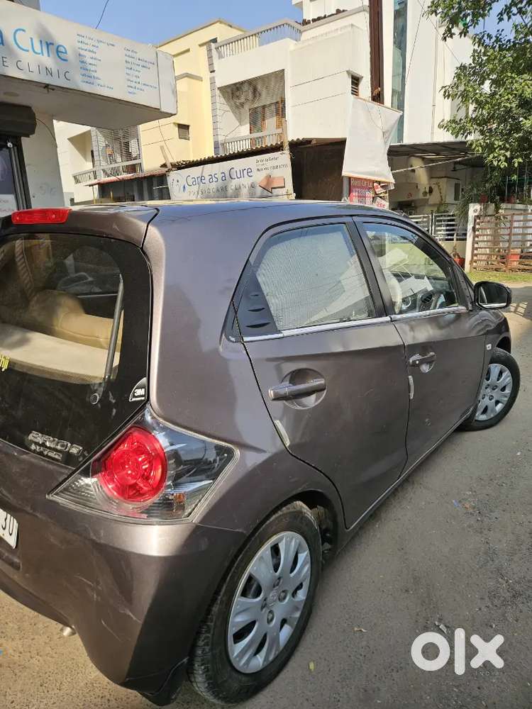 Honda Brio Mt 2012