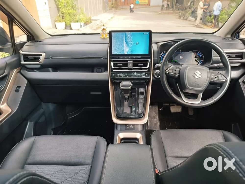 Maruti Suzuki Invicto Alpha Plus 7str, 2025, Petrol