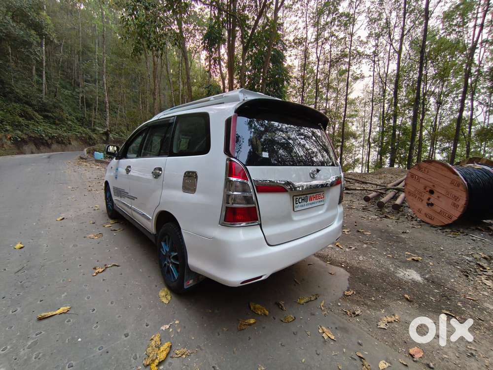 Toyota Innova 2.5 Ev (diesel) Ps 8 Seater Bs Iv, 2014, Diesel