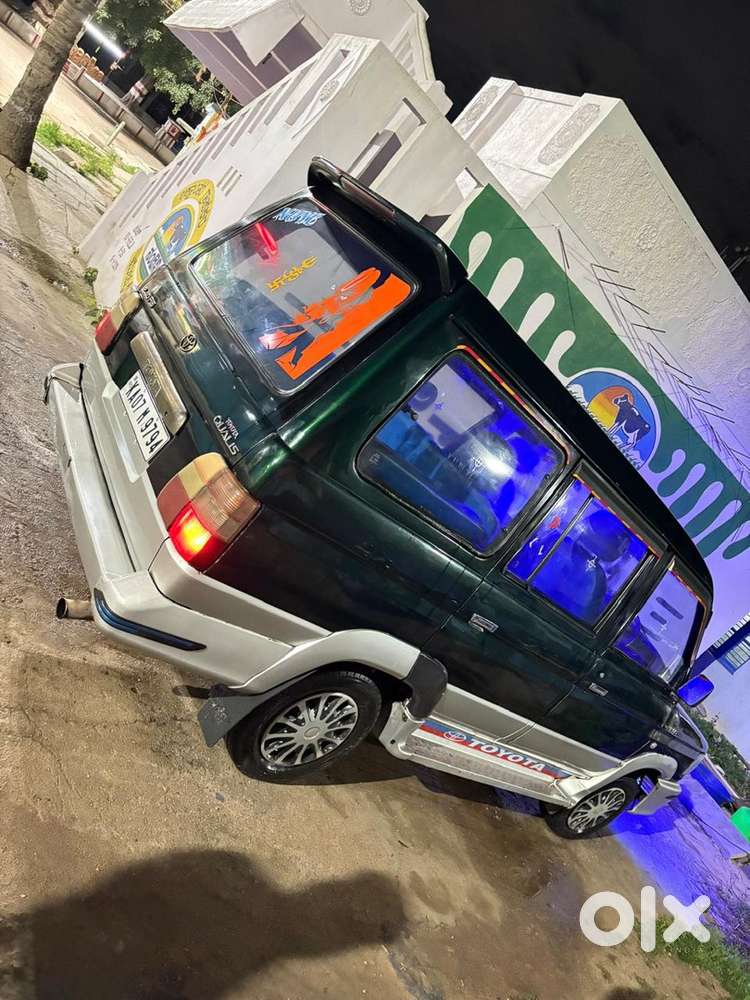 Toyota Qualis 2002 Diesel 18000 Km Driven