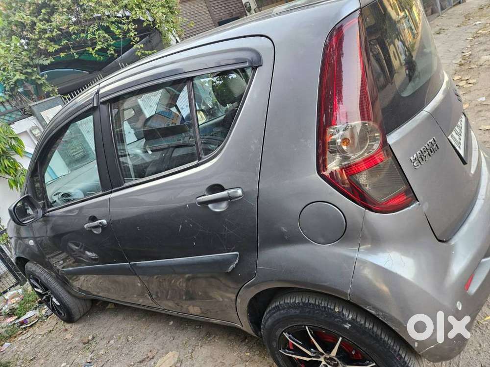 Maruti Suzuki Ritz Lxi 2012