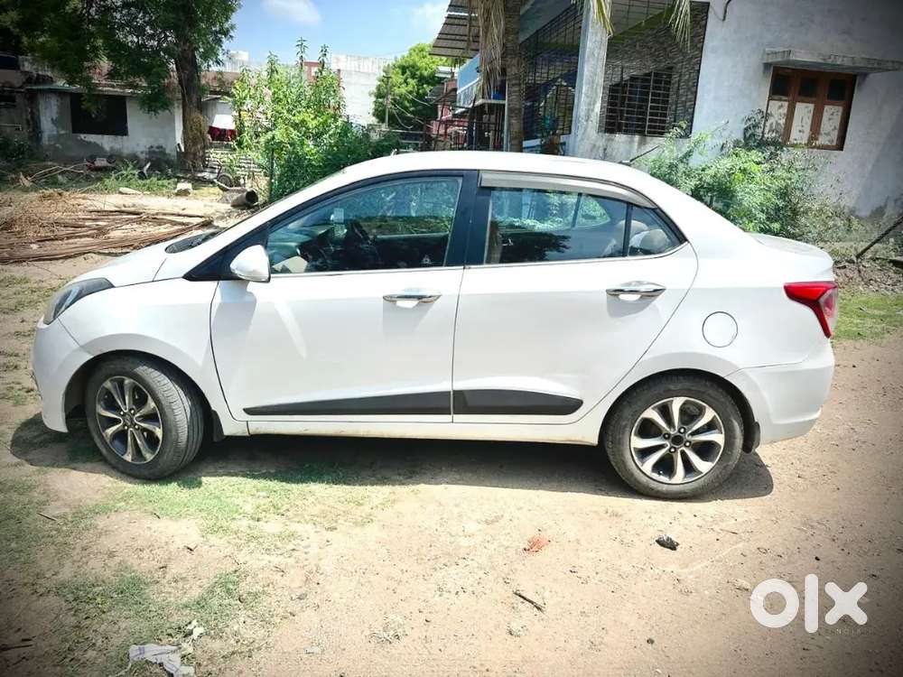 Hyundai Xcent 2015 Diesel 75000 Km Driven