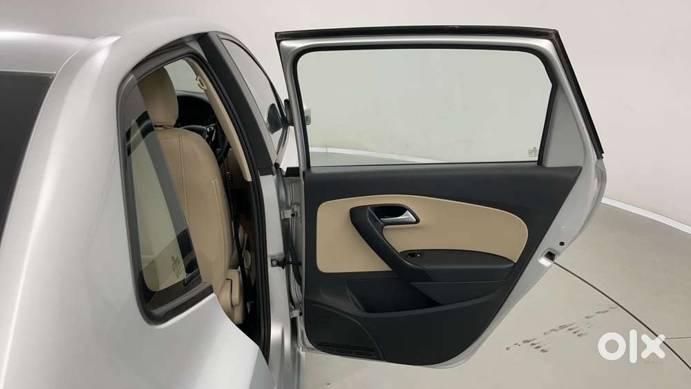 Volkswagen Ameo 1.2 Mpi Highline 16 Alloy, 2017, Petrol