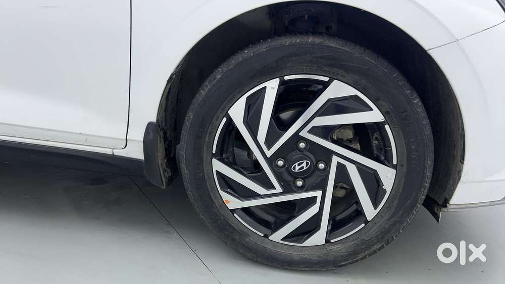 Hyundai New I20 1.2 Asta (o) Mt, 2024, Petrol