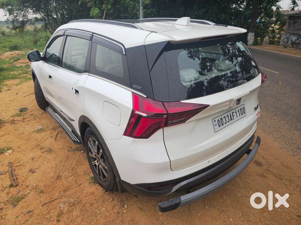 Mahindra Xuv700 2.2 Ax 7 Diesel At Luxury Pack Str Awd, 2022, Diesel