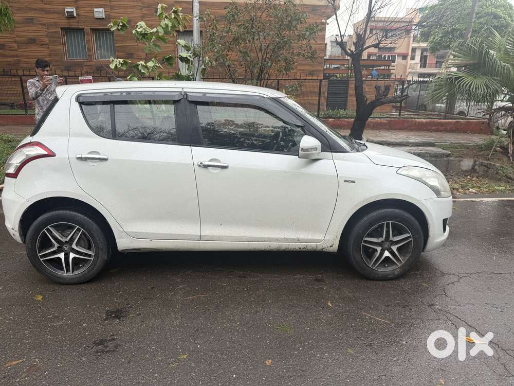Maruti Suzuki Swift Vdi Optional, 2012, Diesel