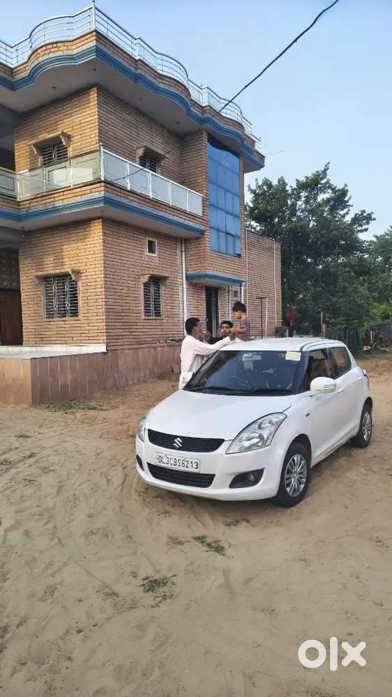 Maruti Suzuki Swift Vxi 2012