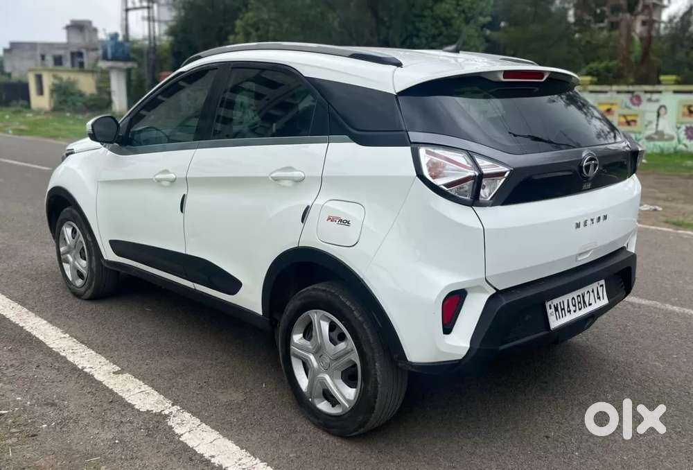 Tata Nexon 1.2 Revotron Xm, 2020, Petrol