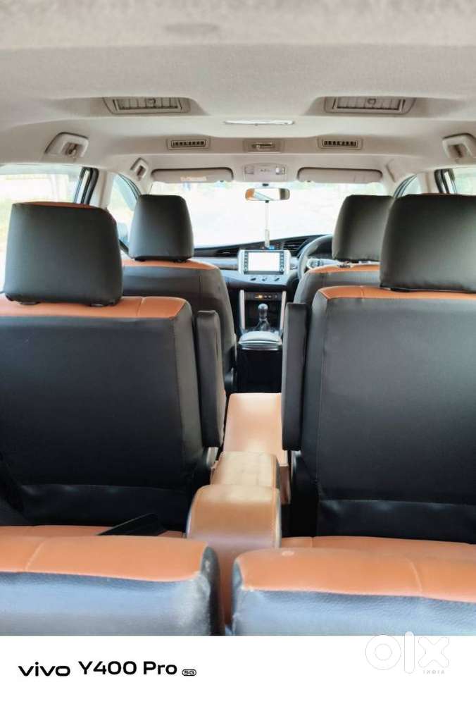 Toyota Innova Crysta 2.4 G Mt 7 Str, 2023, Diesel