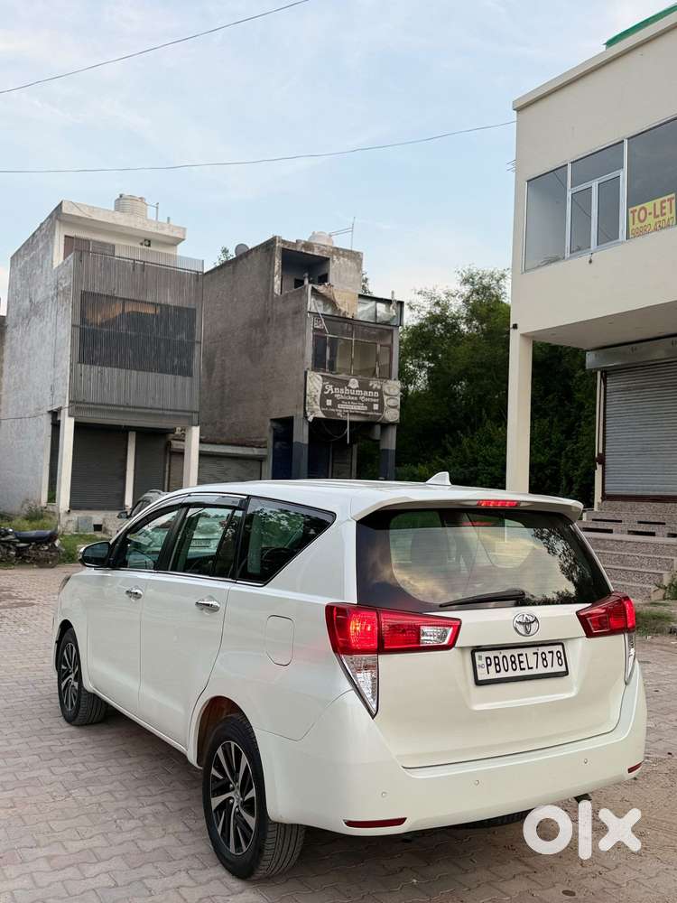 Toyota Innova Crysta [2020-ongoing] 2.4 Zx 7 Str, 2021, Diesel